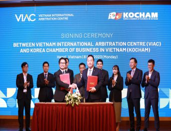 Memorandum of Understanding Signing Ceremony between The Vietnam International Arbitration Centre (VIAC) and Korean Chamber of Business in Vietnam (KOCHAM)